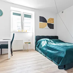  Apartment Novel New